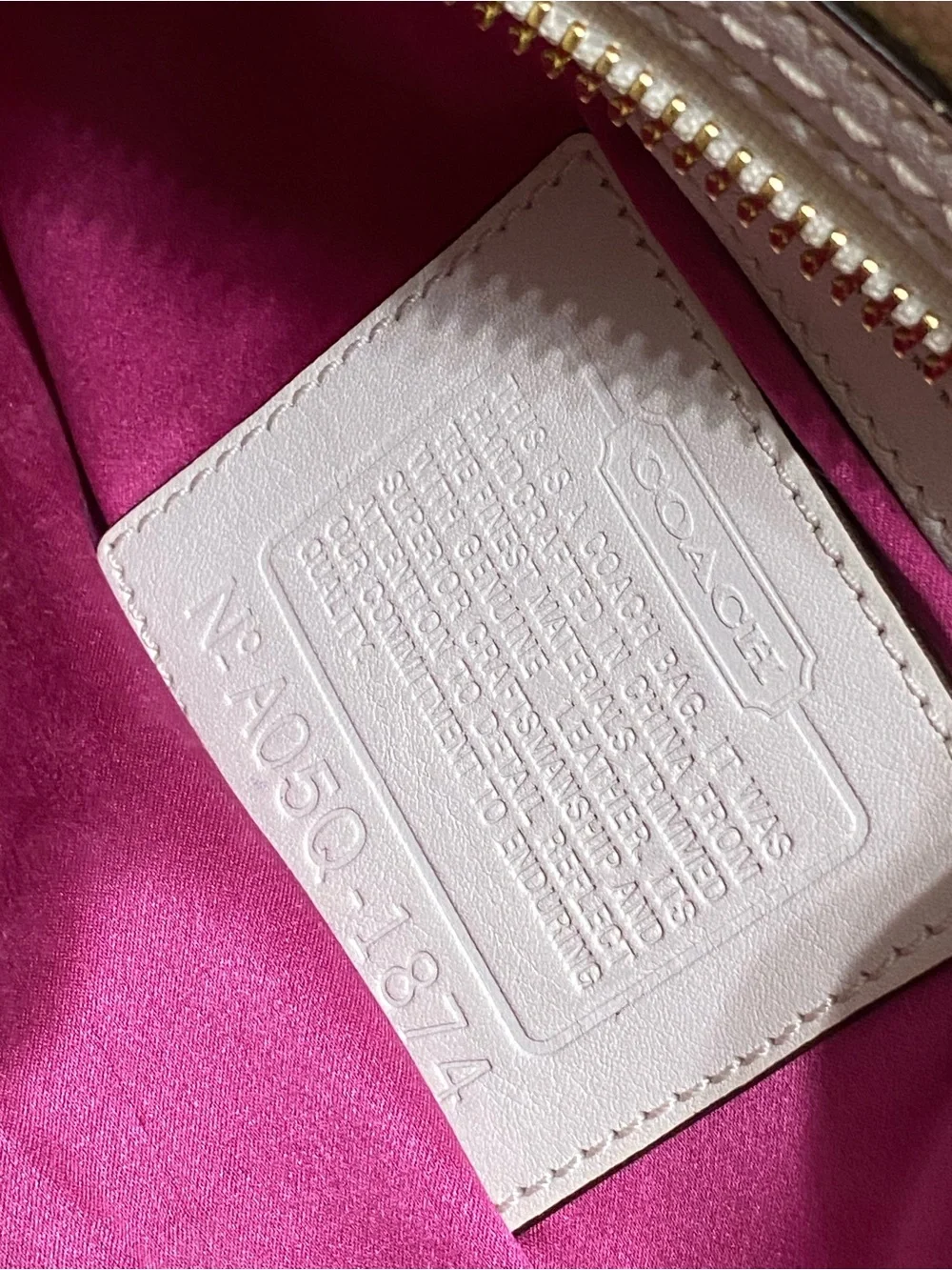 Coach authentic legacy